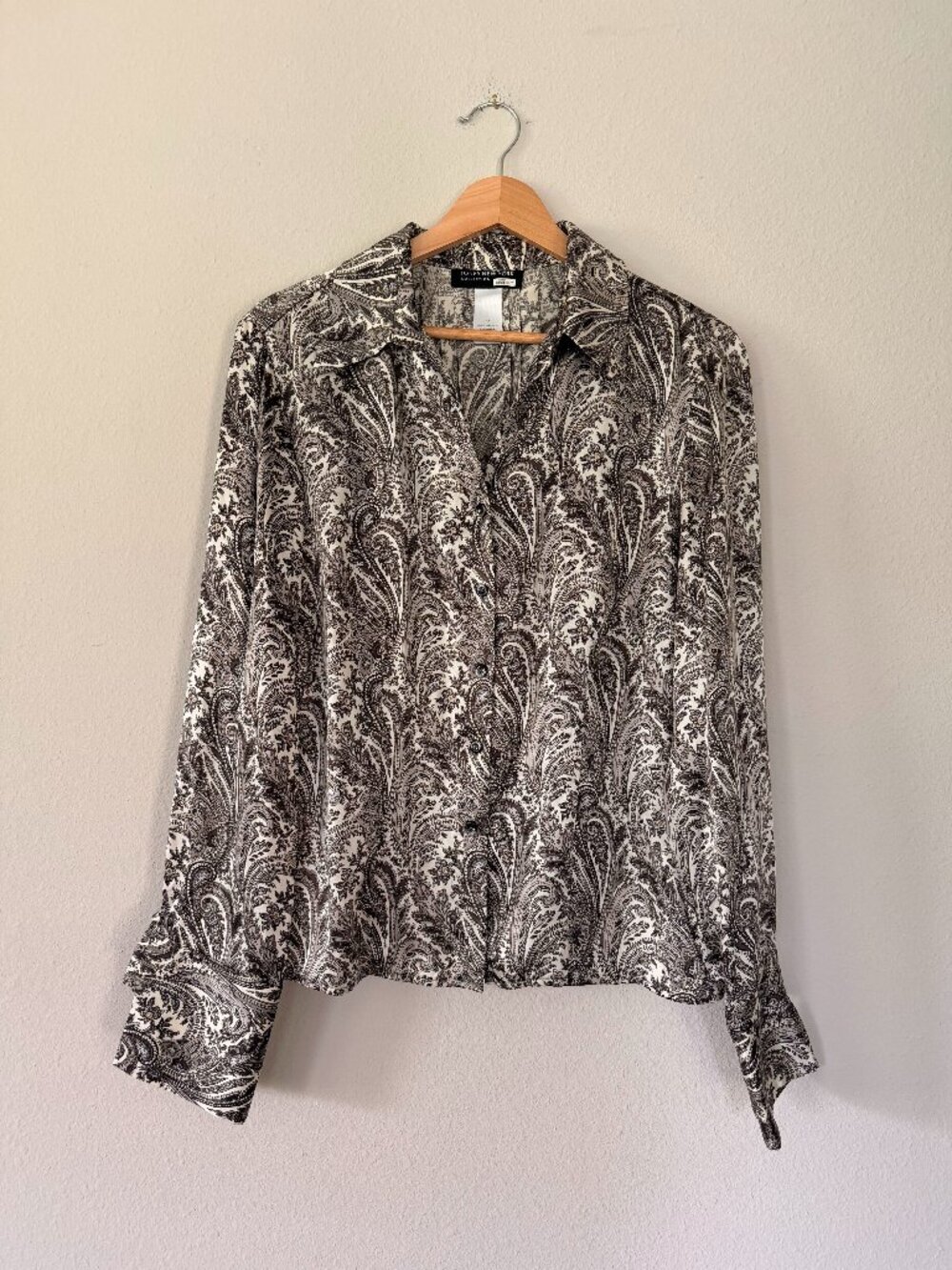 Jones New York 100% Silk Paisley Blouse — Sz 10, Pleated Back